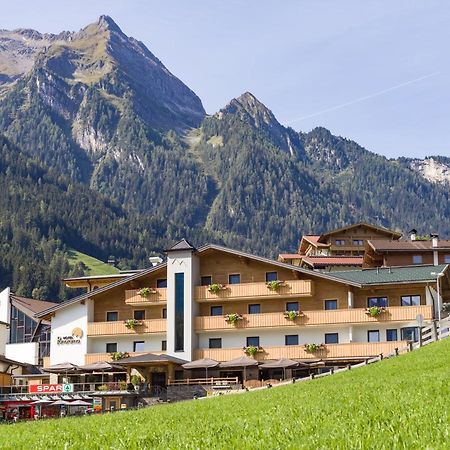 Hotel Panorama Finkenberg Exterior foto